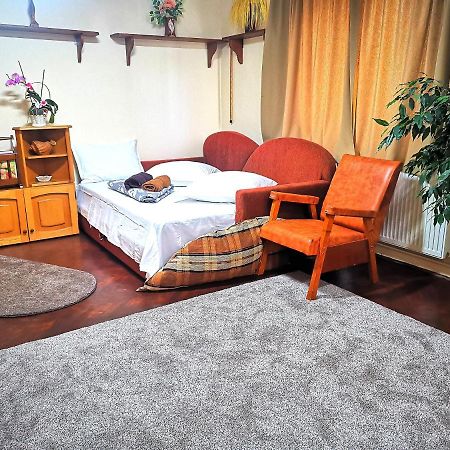 Casa Petrescu Villa Curtea de Argeş Buitenkant foto